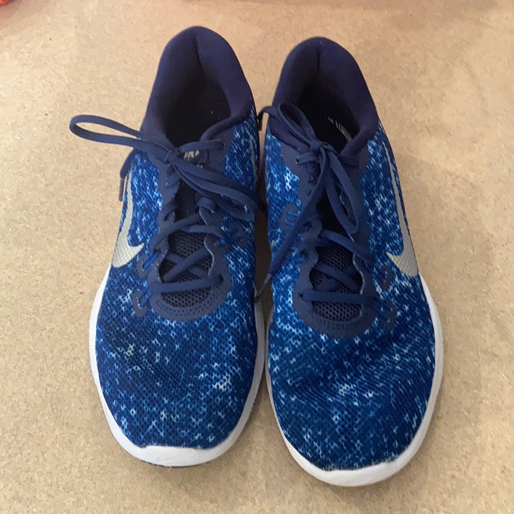 GUC Nike Flex TR 7 sz 9 1/2